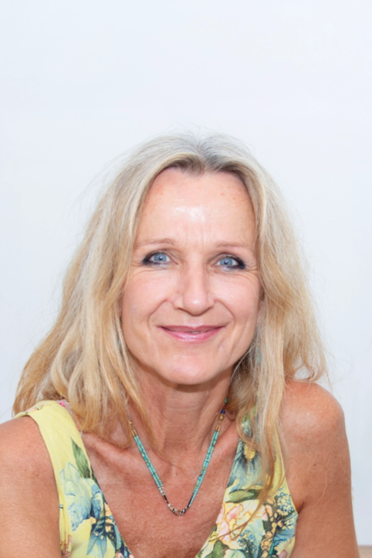 Dr. med. Carina Schindler – Ärztin für Allgemeinmedizin und Homöopathie bei HealthZone7 Wien